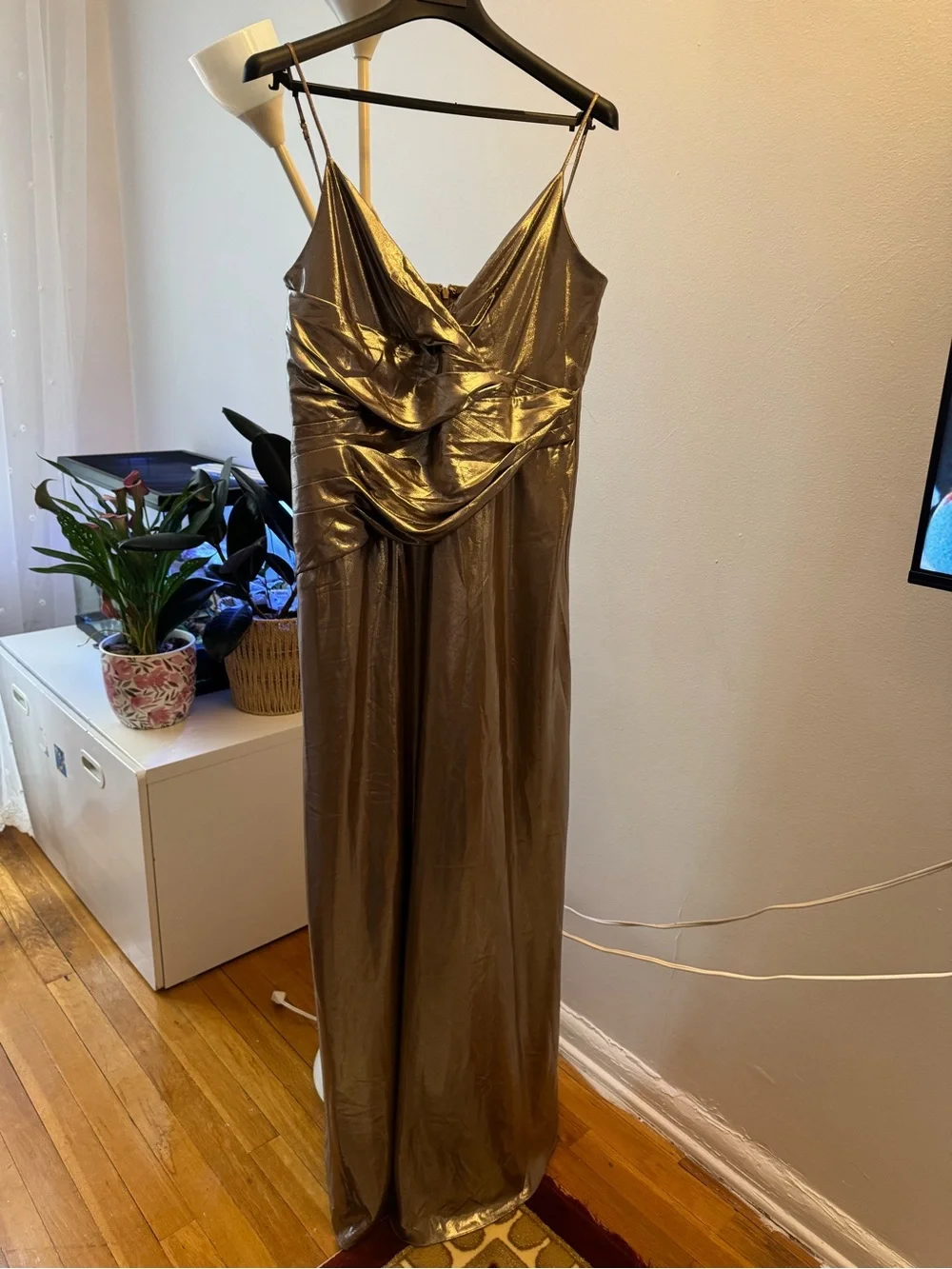 RAEHAN-SLEEVELESS-GOWN - Picture 4 of 5